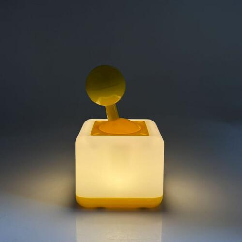 トイザらス限定　スティックライト イエロー クリスマスプレゼント 15歳 16歳 17歳