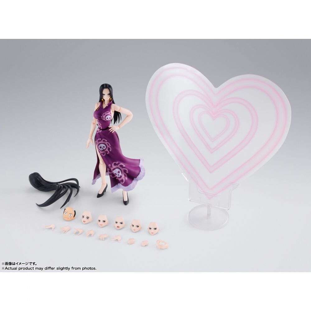 予約受付商品】S.H.Figuarts ボア・ハンコック -マリンフォード頂上