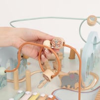 木製どうぶつたちのアクティビティテーブル トイザらス限定  2歳 3歳 4歳