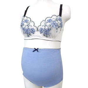 エンブ刺繍ブラ＆ショーツ（ホワイト×M） ベビーザらス限定