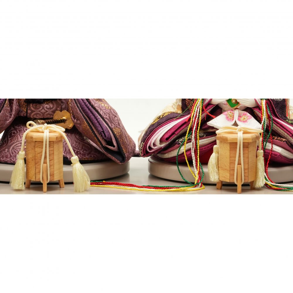 雛人形】ケース飾り 親王飾り「花刺繍グレージュアクリル」 (322902