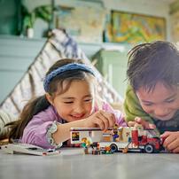 レゴ LEGO シティ キャンピングカー ホリデー 60454｜おもちゃ 玩具 誕生日 プレゼント ブロック 知育 6歳 7歳 8歳 乗り物 車 ミニカー