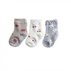 3Pクルーソックス チェリー ベビーザらス限定