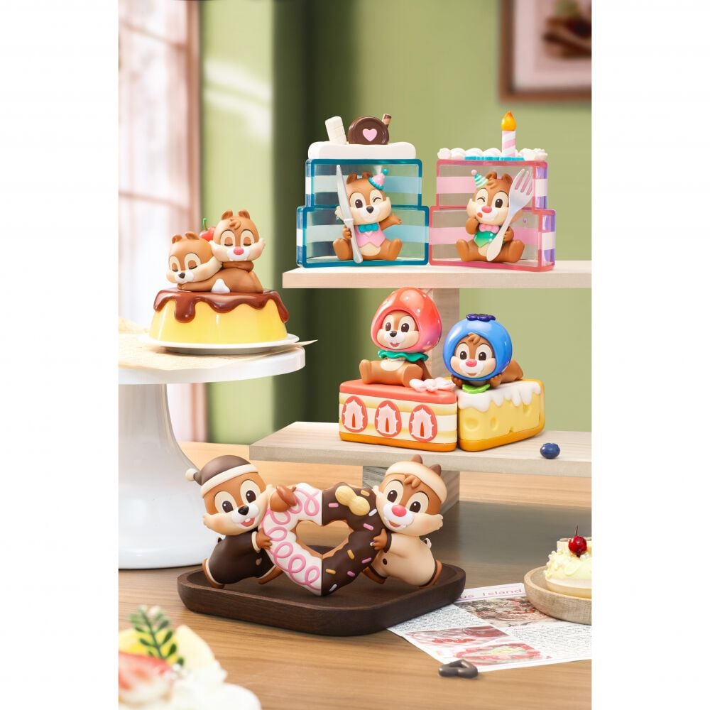 ディズニーストア　チップとデール 陶器製フィギュア ディズニーストア チップとデール 陶器製フィギュア ディズニーストア