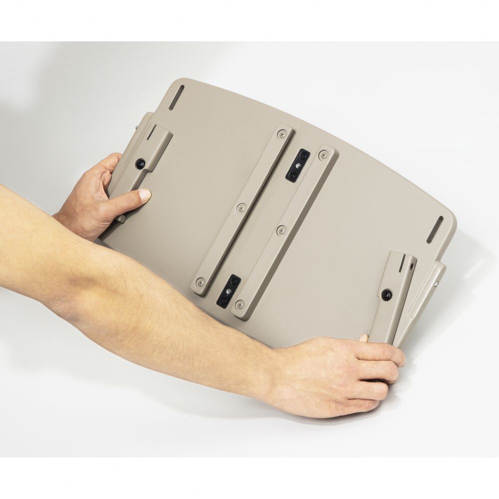 moji モジ イッピー コージィ (アーモンド) ハイチェア 6か月頃～約