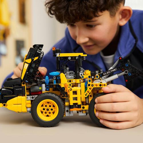 【オンライン限定価格】レゴ LEGO テクニック Volvo L120 Electric トラクターショベル 42209｜おもちゃ 玩具 誕生日 プレゼント ブロック 9歳 10歳 11歳