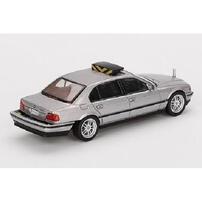 MINI GT 1/64 BMW 750IL「トゥモロー・ネバー・ダイ」(1998) 英語版パッケージ