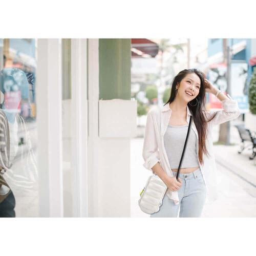 エアパフィショルダー パールホワイト トイザらス限定 クリスマスプレゼント 15歳 16歳 17歳