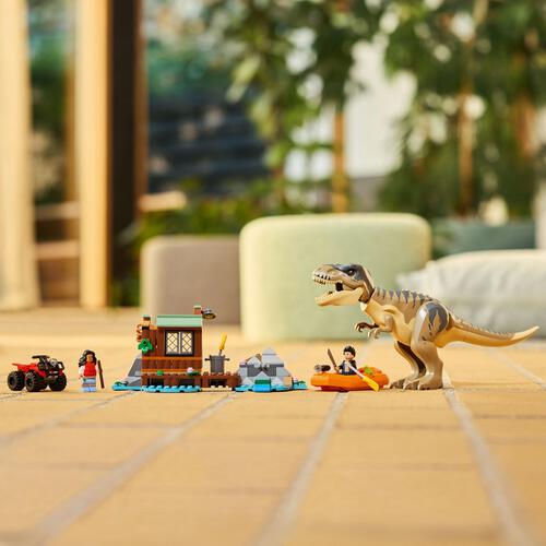 【オンライン限定価格】レゴ LEGO ジュラシック・ワールド T-レックス 川づたいの脱出 76975｜おもちゃ 玩具 誕生日 プレゼント ブロック  5歳 6歳 7歳