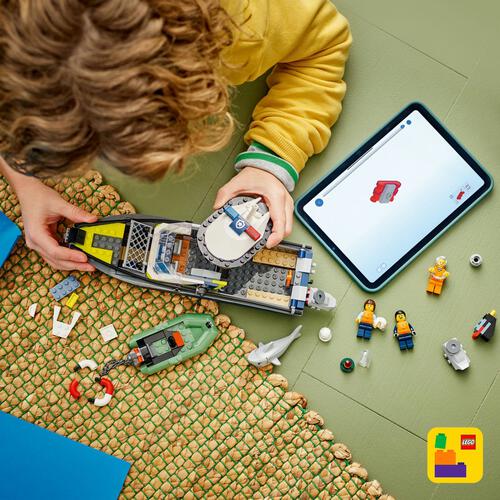 レゴ LEGO シティ 60456 ポリスボートチェイス クリスマスプレゼント 6歳 7歳 8歳