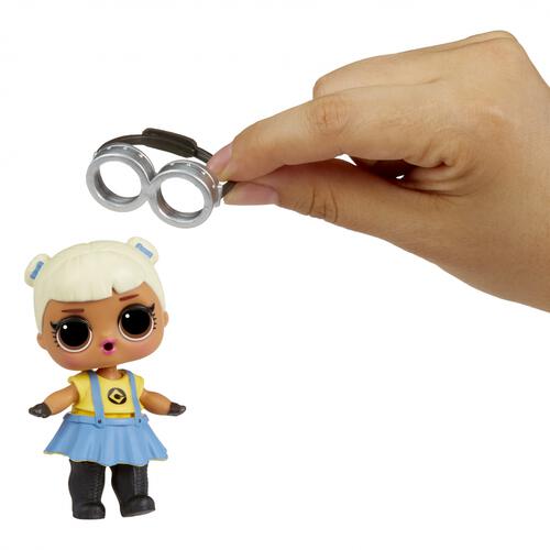 L.O.L.サプライズ！ LOVEs ミニオンズ トイザらス限定【種類ランダム】 クリスマスプレゼント 6歳 7歳 8歳