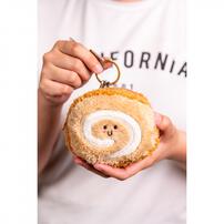 ふわふわコインケース ロールケーキ トイザらス限定 クリスマスプレゼント 3歳 4歳 5歳