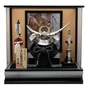 【五月人形】兜飾り ケース飾り「上杉謙信 金銀唐草前立アクリルケース」 (538709)コンパクト トイザらス・ベビーザらス限定【メーカー直送】