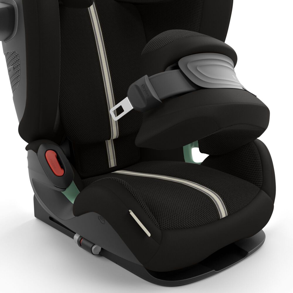 cybex サイベックス パラス Pallas G2 ムーンブラック プラス