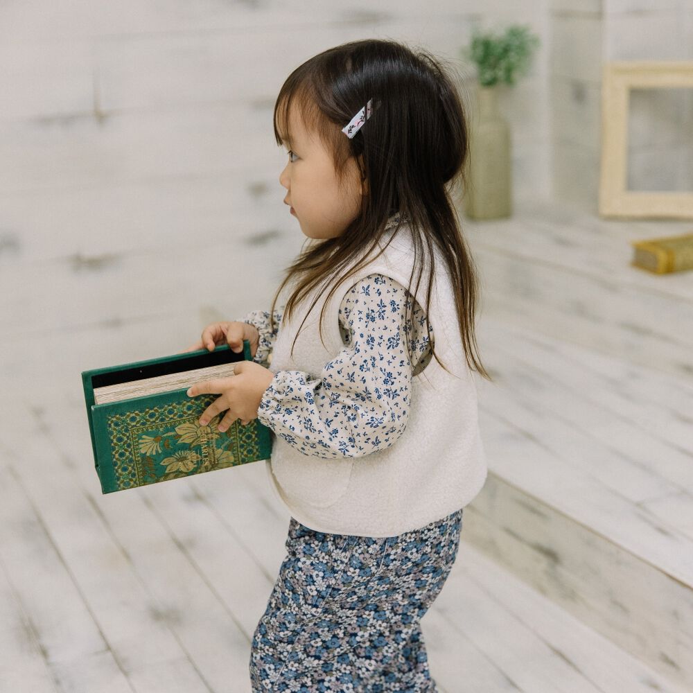 未使用Curensology ボアフーディーベスト Curensology（カレンソロジー）の「Curensology(カレンソロジー