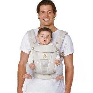 Ergobaby エルゴベビー OMNI Breeze (ナチュラルベージュ) 抱っこ紐 柔らかソフトフレックスメッシュ 対面抱き 腰抱き おんぶ 前向き抱き ミニポーチ付き 新生児～20.4kg