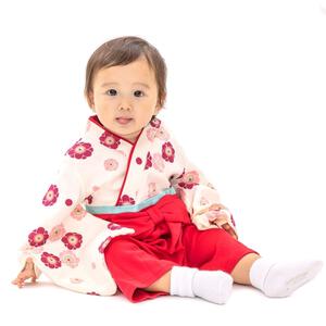 長袖袴ロンパース　女児（レッド&times;70cm）