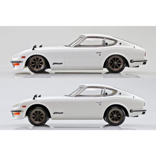楽プラ スナップキット 1/32 ニッサン S30フェアレディZ カスタム(ホワイト)