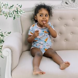 ディズニー ズートピア 半袖ボディスーツ 総柄 ジュディ ブルー&times;70cm