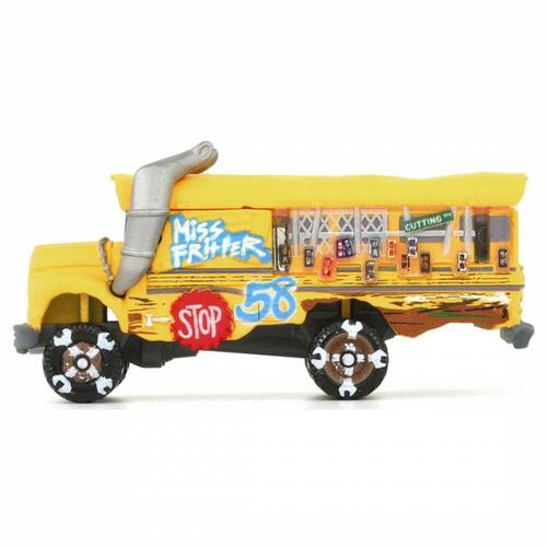 【オンライン限定価格*】ディズニー カーズ トミカ C-28 ミス・フリッター（スタンダードタイプ）