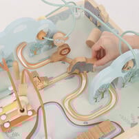 木製どうぶつたちのアクティビティテーブル トイザらス限定  2歳 3歳 4歳