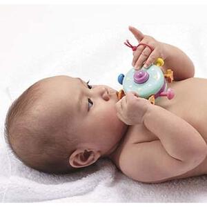 10コの指先遊びで脳の体操 引っぱりボタン