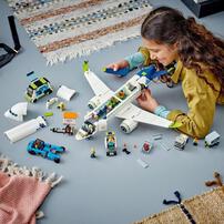 【オンライン限定価格】レゴ LEGO シティ 旅客機 60367｜おもちゃ 玩具 誕生日 プレゼント ブロック 知育 7歳 8歳 9歳
