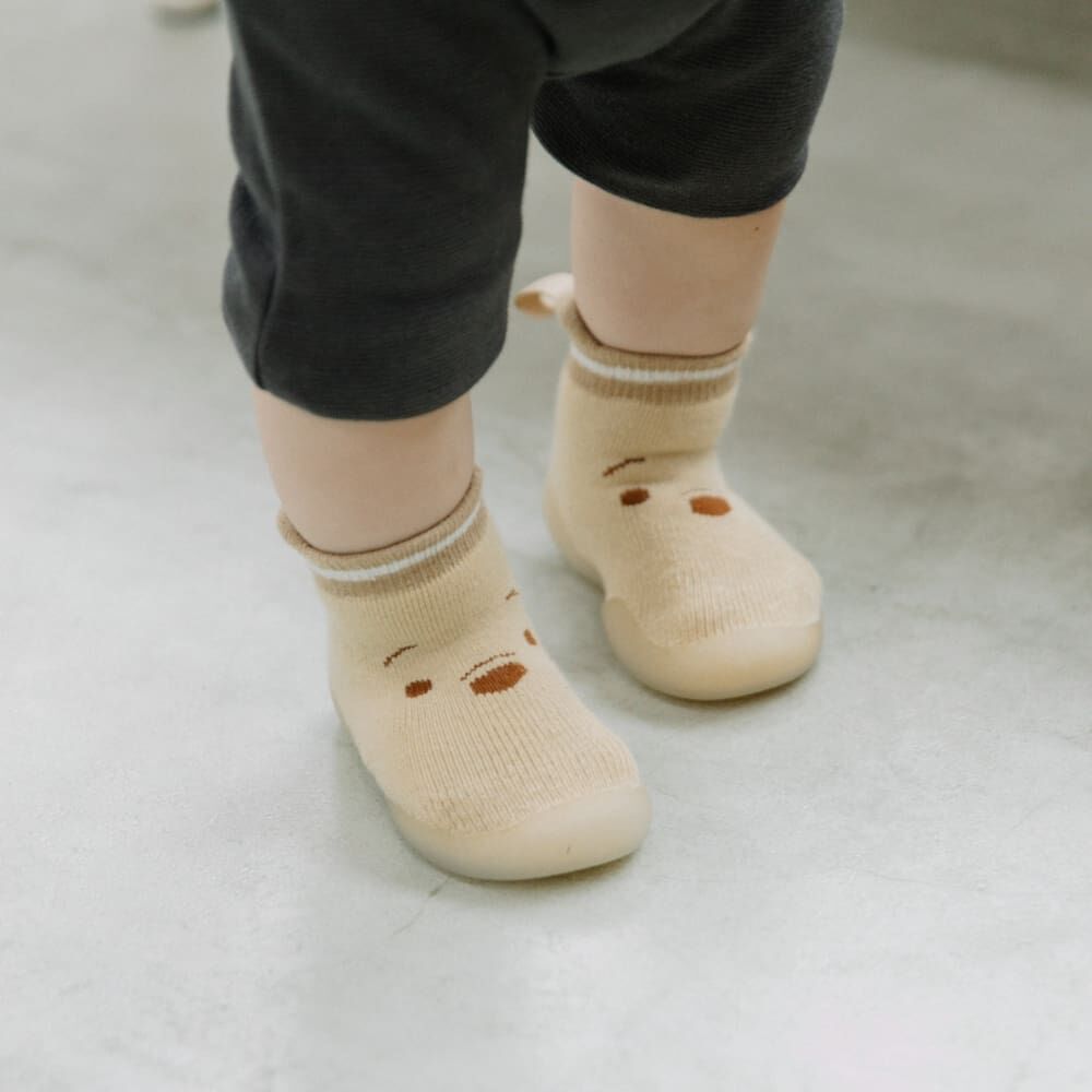 ディズニー ソックスシューズ くまのプーさん(ベージュ×12cm