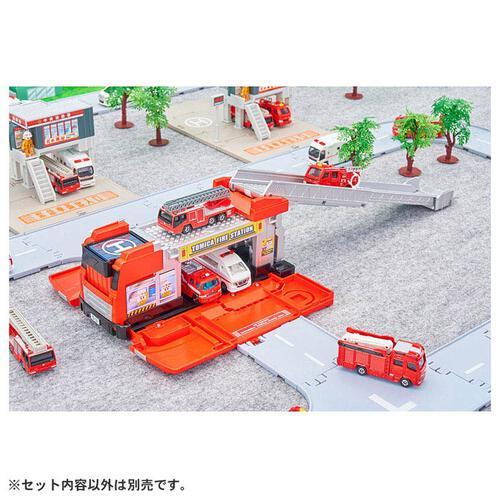 【予約受付商品】トミカビークルタウン 変形はしご消防車（トミカ付き）【出荷予定日：2026年4月18日】
