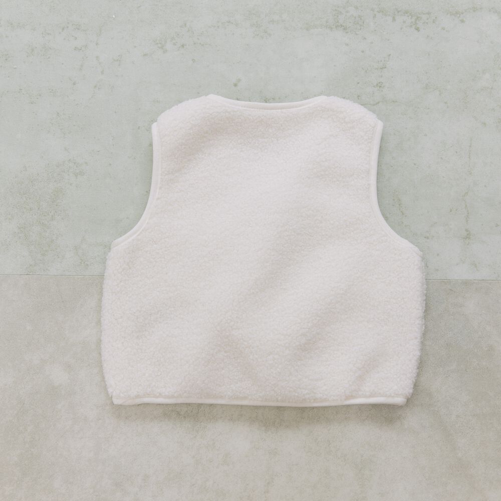 FirstCloset×mioさん】ボアベスト オフホワイト×90cm | マタニティ