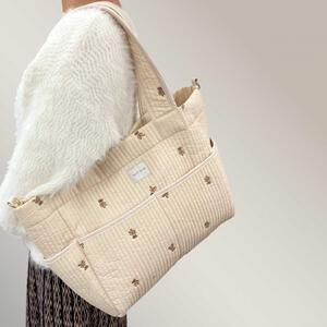 ヌビ マザーズバッグ くま柄 ベージュ