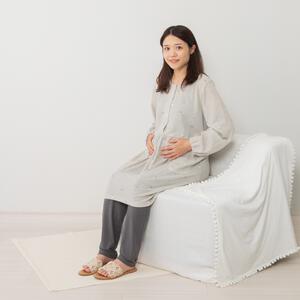 Petit jouet for maternity  プティジョエット 長袖ウエスト切替パジャマ 腹巻レギンス ワッフル コットンフラワー柄(ベージュ×L-LL)