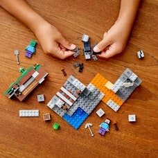 【オンライン限定価格】レゴ LEGO マインクラフト 21166 廃坑の探検
