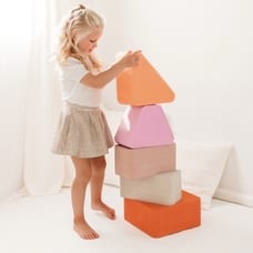ムース Play Blocks Triangle（三角形）（ピンク） サステナブル バランス玩具 体幹 室内遊具 ベルギー おしゃれ インテリア【オンライン限定】【送料無料】
