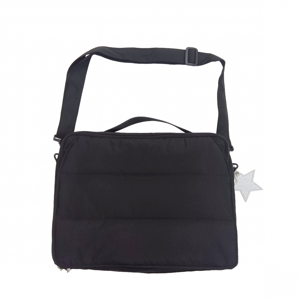 おむつが取りやすい 多機能ショルダーバッグ ベビーザらス限定